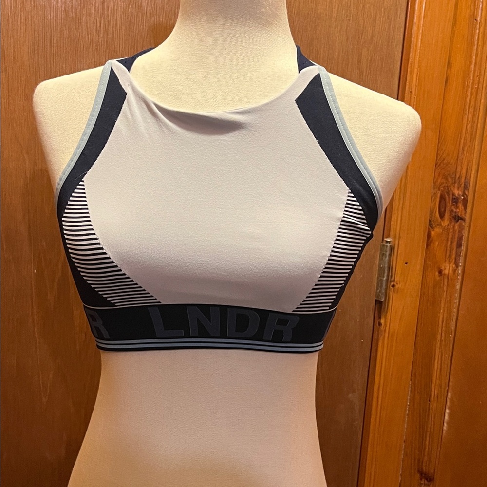 Women's LNDR sports bra